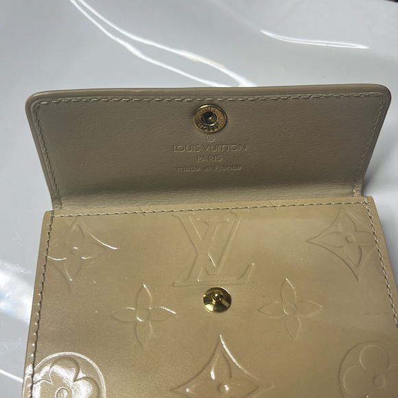 LOUIS VUITTON MONOGRAM VERNIS BILLFOLD WALLET - Picture 3 of 13